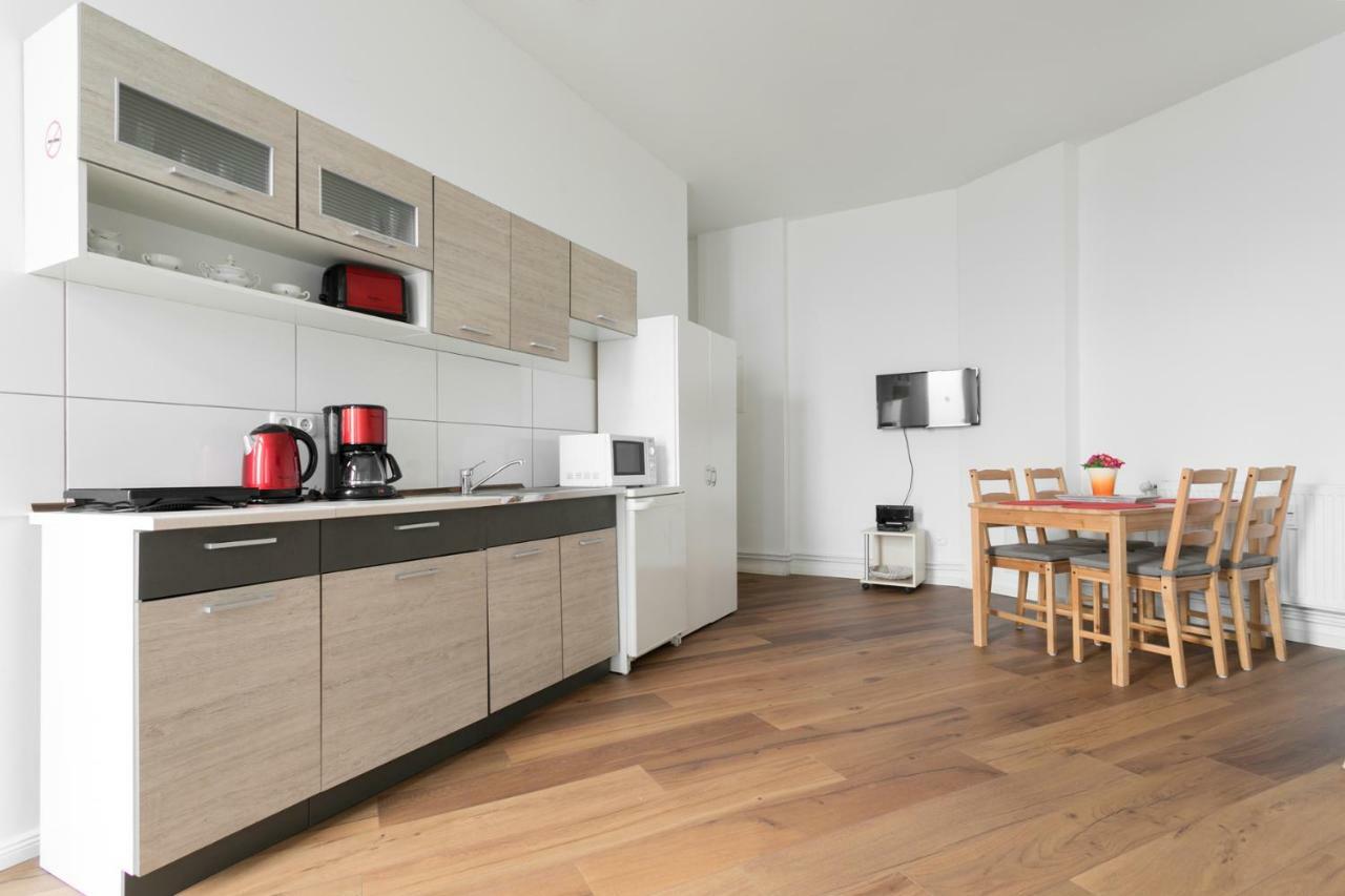 City Studio Apartment For 4, Near Sonnenallee Берлин Экстерьер фото