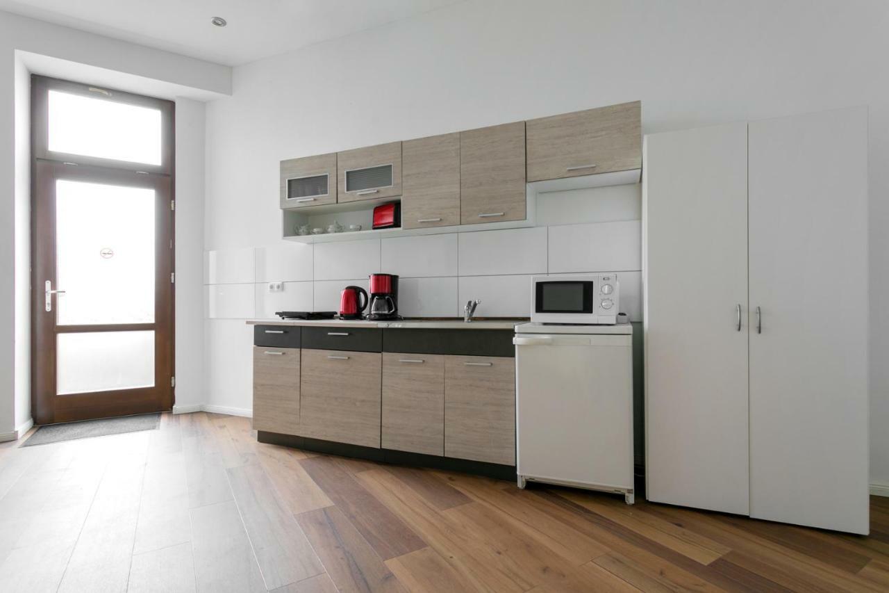 City Studio Apartment For 4, Near Sonnenallee Берлин Экстерьер фото